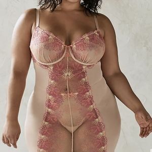 Torrid 1 Mesh Strappy Chemise w/panties